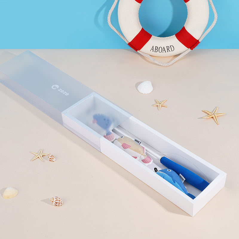 Retractable Molar Teeth Chewing Cat Toy